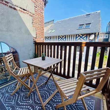 Studio Avec Terrasse A Довил Екстериор снимка