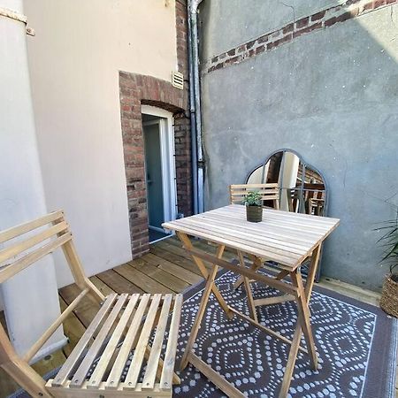 Studio Avec Terrasse A Довил Екстериор снимка